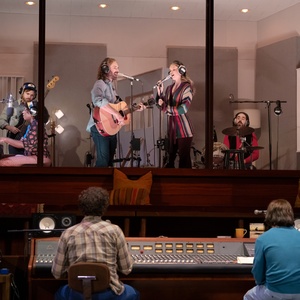 Review: A Realistic and Involving STEREOPHONIC at National Theatre Photo