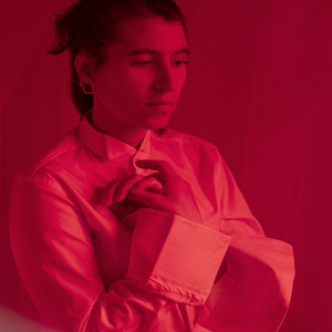 WATERBODIES' Charlotte Greve Releases New Single "Own Lap"