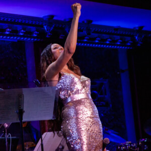 Review: The Unbeatable Deborah Cox FINALLY Comes To 54 Below