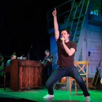 BWW Review: Jake Epstein offers audiences a glimpse behind the curtain in BOY FALLS F Photo