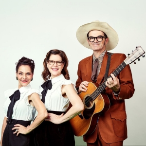 Lisa Loeb & The Hollow Trees Share New Single 'A Doodlin' Song' Photo