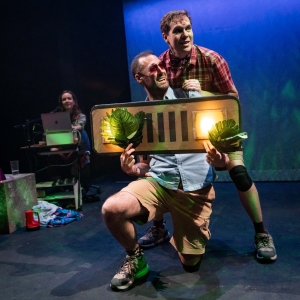 Review: HOLD ON TO YOUR BUTTS, Arcola Theatre Photo