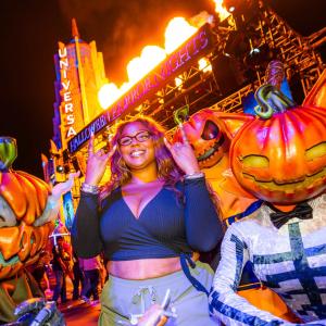 Photos: Celebrity Photos from Halloween Horror Nights at Universal Studios Hollywood Photo