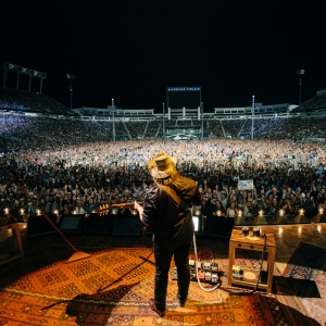 George Strait and Chris Stapleton Extend Run of Stadium Shows With New Dates Added…