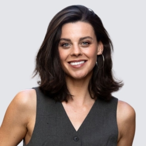 Clara Alvarado y Andoni García se incorporan a ATRAPADAS EN LA OFI en su 5ª tempora Photo