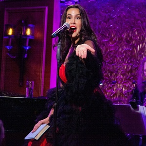 Review: Ava Locknar Takes 54 Below Bow With MODERN BOMBSHELL