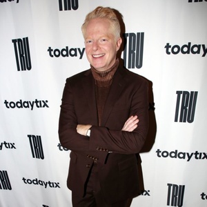 Review Roundup: TRU Starring Jesse Tyler Ferguson Off-Broadway Photo
