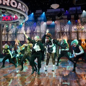 Video: THE ROCKY HORROR SHOW Cast Performs 'Time Warp' on GOOD MORNING AMERICA Photo