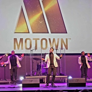 Review: UPTOWN at Reynolds Performance Hall in Conway Photo