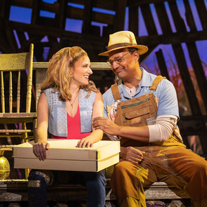 Interview: Danielle Wade Talks Bringing SHUCKED the Musical to Canada Photo