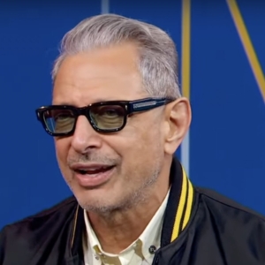 Video: Jeff Goldblum Recalls Singing on WICKED Set Between Takes