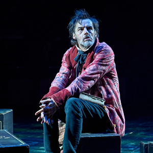 Review: A CHRISTMAS CAROL, Starring Paul Hilton Photo