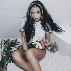 Isabel LaRosa Releases 'Don't Make Them Like Me' Photo