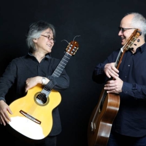 International Guitar Duo, Lee Song-Ou and Oliver Fartach-Naini, Perform at Kay Brothe Video
