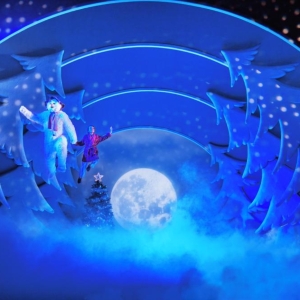 Review: THE SNOWMAN, Peacock Theatre Video