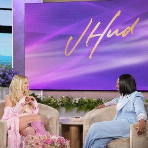 Video: Kesha Surprises Jennifer Hudson By Revealing Her DREAMGIRLS Role Photo