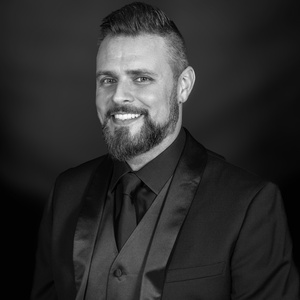 Palm Beach Symphony Names Christopher M. De Le&oacute;n As 2025 Instrumental Music Teacher Photo