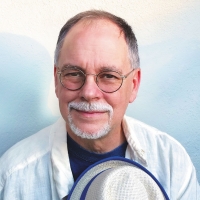 Gregory Maguire Talks 25th Anniversary Edition of the WICKED Novel, Dream Casts the W Interview