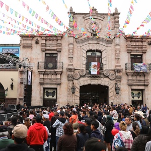 Plaza Mexico Will Present Cinco de Mayo Celebration With Live Music and Cultural Ceremony Photo