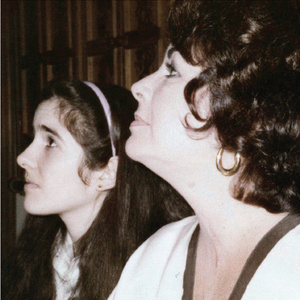 ANN TALMAN: ELIZABETH TAYLOR AND THE SHADOW OF HER SMILE Comes To The Arts Club Of Wa Photo