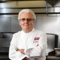 Cuisine Solutions Honors Dr. Bruno Goussault, with Lifetime Achievement Award from Ac Photo
