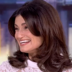 Video: How Idina Menzel Prepared to Climb Trees in REDWOOD Photo