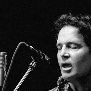 THIRD EYE BLIND's Stephan Jenkins Reworks Semi-Charmed Life for Apple Music Photo