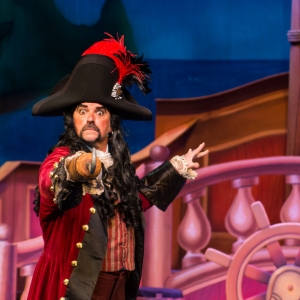 John O'Hurley to Star in PETER PAN & TINKER BELL: A PIRATE'S CHRISTMAS at 5-Star Thea Photo