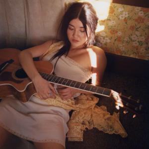 Devon Gabriella to Launch Headline Tour Nov. 13 With ALL AT ONCE EP Photo