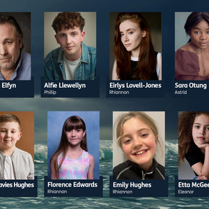 Full Cast Set for ATLANTIS at Theatr Clwyd and Chichester&rsquo;s Minerva Theatre Photo