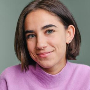 La actriz madrile?a Eva Yuste participa en COME ALIVE! En Londres