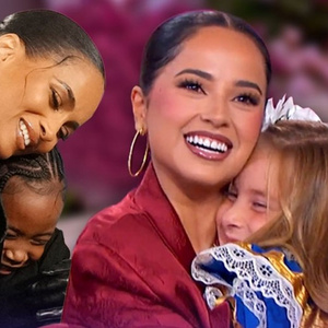 Kids Get Surprised By Idols Then Perform For Them On JENNIFER HUDSON SHOW Photo