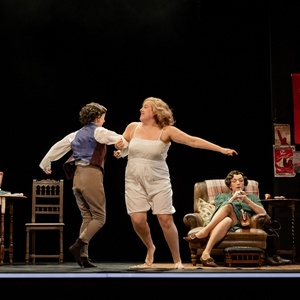 Review: THE PARTY GIRLS, Oxford Playhouse Photo
