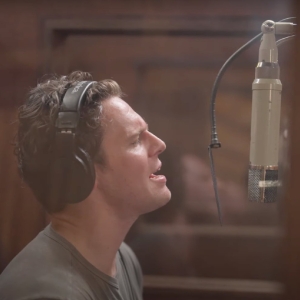 Video: Jonathan Groff Records JUST IN TIME Cast Album