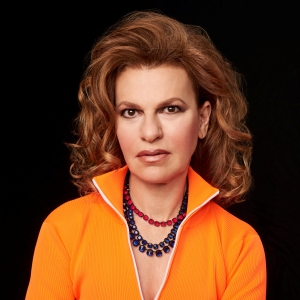 Interview: Sandra Bernhard heads to Boston for a SPRING AFFAIR at City Winery Interview