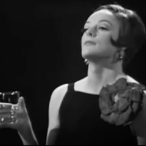 Video: Remembering Dame Maggie Smith Onstage Photo