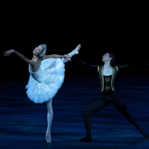 Review: SWAN LAKE IN-THE-ROUND, Royal Albert Hall Photo