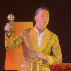 Video: MAYBE HAPPY ENDING Shows Off Their New Tony Award Mid-Song Photo
