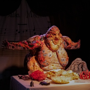 Review: #FATKARY: THE CORRIDO OF A TRAGIC EX-FAT WOMAN, Playground Theatre