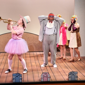 ELEPHANT & PIGGIE'S WE ARE IN A PLAY! Returns To First Stage This Month Photo