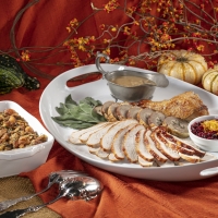 GREAT PERFORMANCES Catering Offers Thanksgiving Feast for At-Home Celebrations Photo