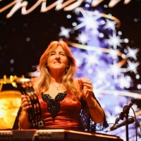 Roxanne Layton talks about bringing the music of MANNHEIM STEAMROLLER CHRISTMAS at th Interview