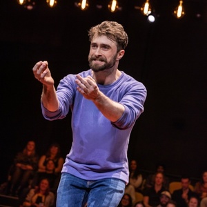 How Duncan MacMillan & Jeremy Herrin Planned the Spontaneity of EVERY BRILLIANT THING Video