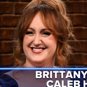 Brittany Broski and Caleb Hearon Talk Anne Hathaway, Matt Damon and DEVIL WEARS PRADA Photo