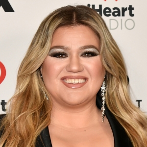 Kelly Clarkson Says Broadway Is One of the 'Main Reasons' She's Moving to New York Ci Photo