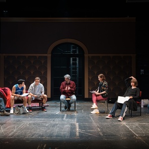 Review: STAGE KISS, Hampstead Theatre Photo