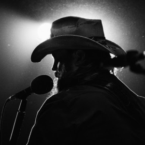 Chris Stapleton Expands Summer 'All-American Road Show'
