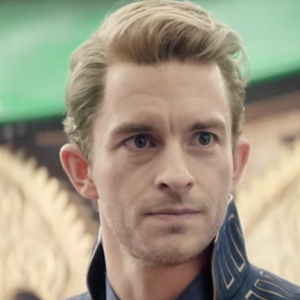 Video: Jonathan Bailey Charms as Fiyero in New WICKED Promo Photo