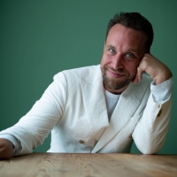 Lockie Chapman Announces HELLO AGAIN Tour Photo