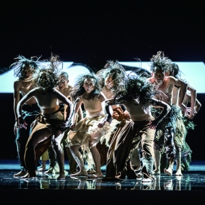 Review: LUNAR HALO, CLOUD GATE DANCE THEATRE, Sadler's Wells Video